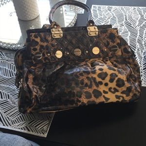 Jessica Simpson purse